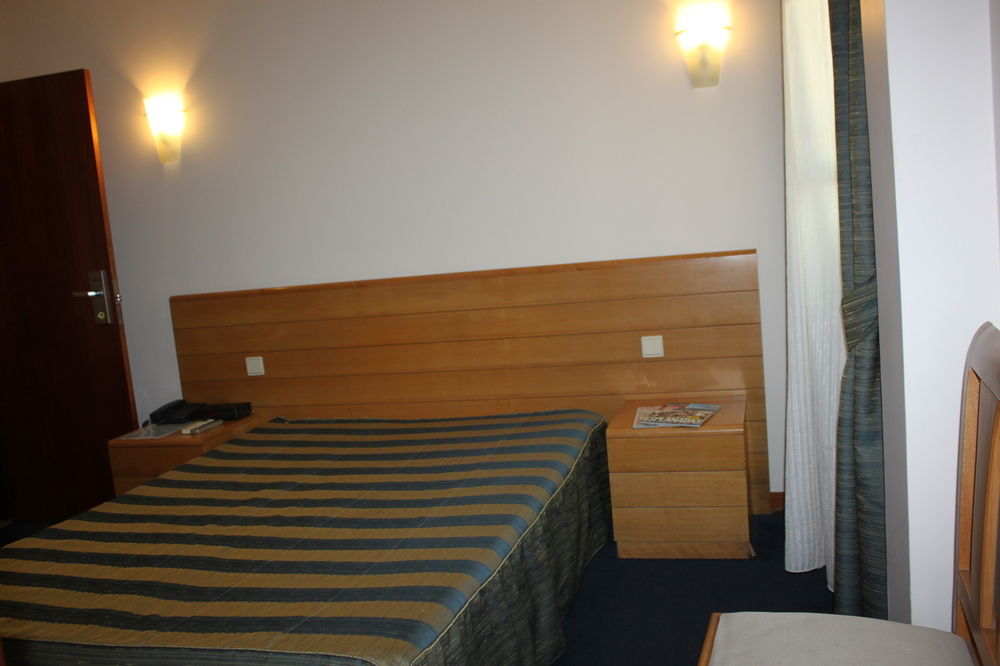 Hotel Quasar Pedroucos  Exteriör bild